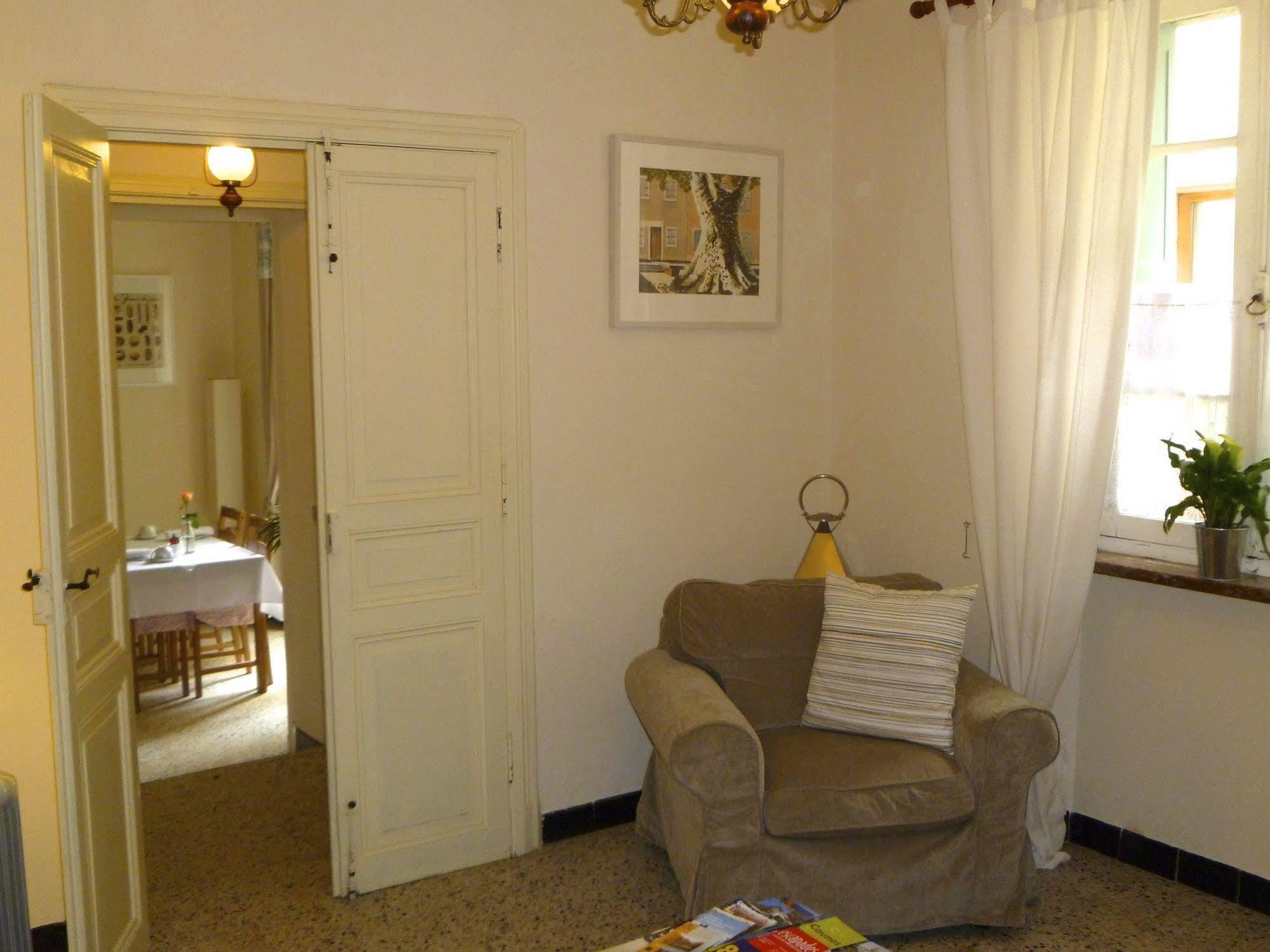 Bed and Breakfast L'Ancienne Boulangerie Caunes-Minervois Zewnętrze zdjęcie